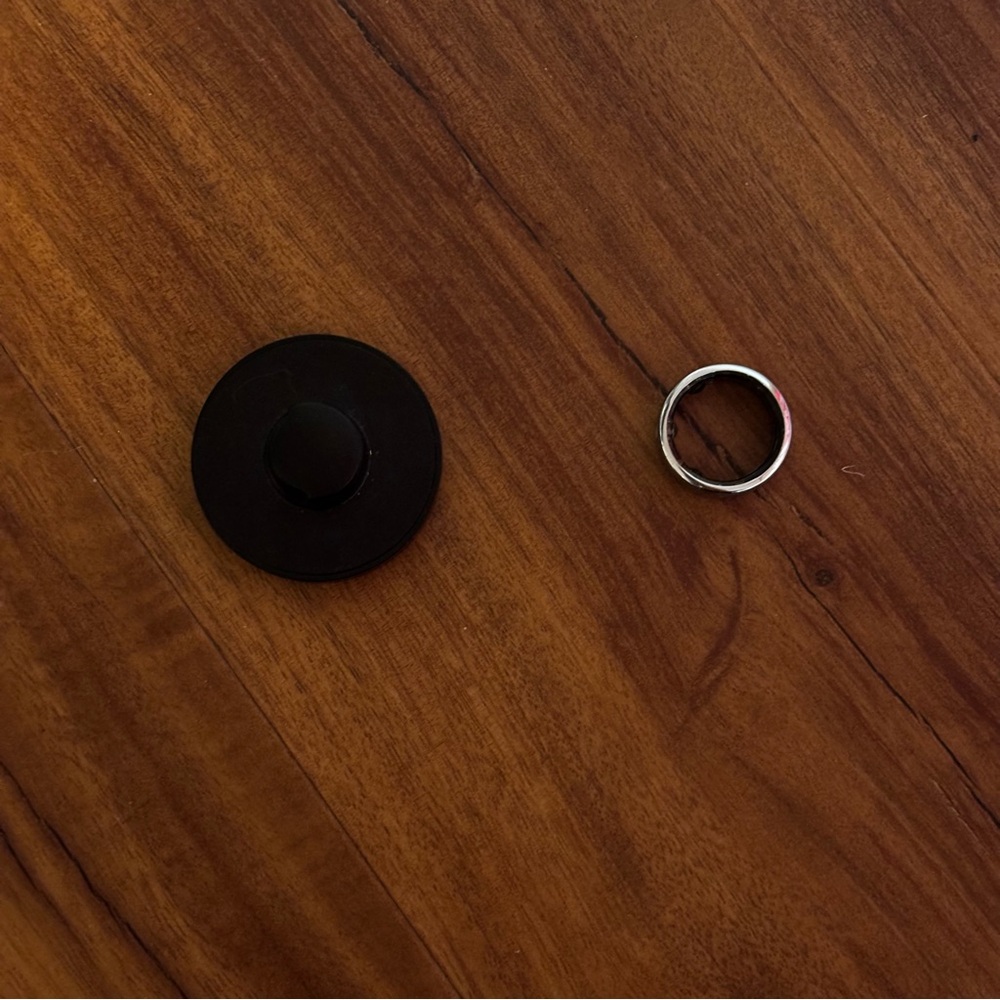 Oura Silver Ring - Picture 6 of 7